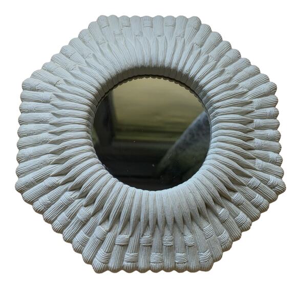 Vintage HOMCO 7" Mirror Faux Wicker/Rattan Octagonal 1970s Cottage Wall Decor - Picture 8 of 8